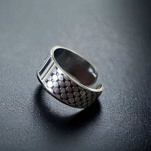 Kufiyah Ring